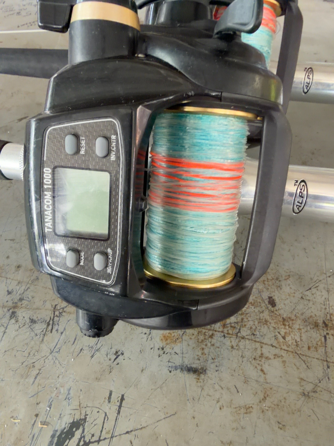 Daiwa Tanacom 1000 Electric Deep-Drop Combo - Pair